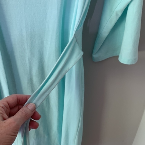Women’s wrap robe mint color size medium EUC Target brand - Picture 5 of 6